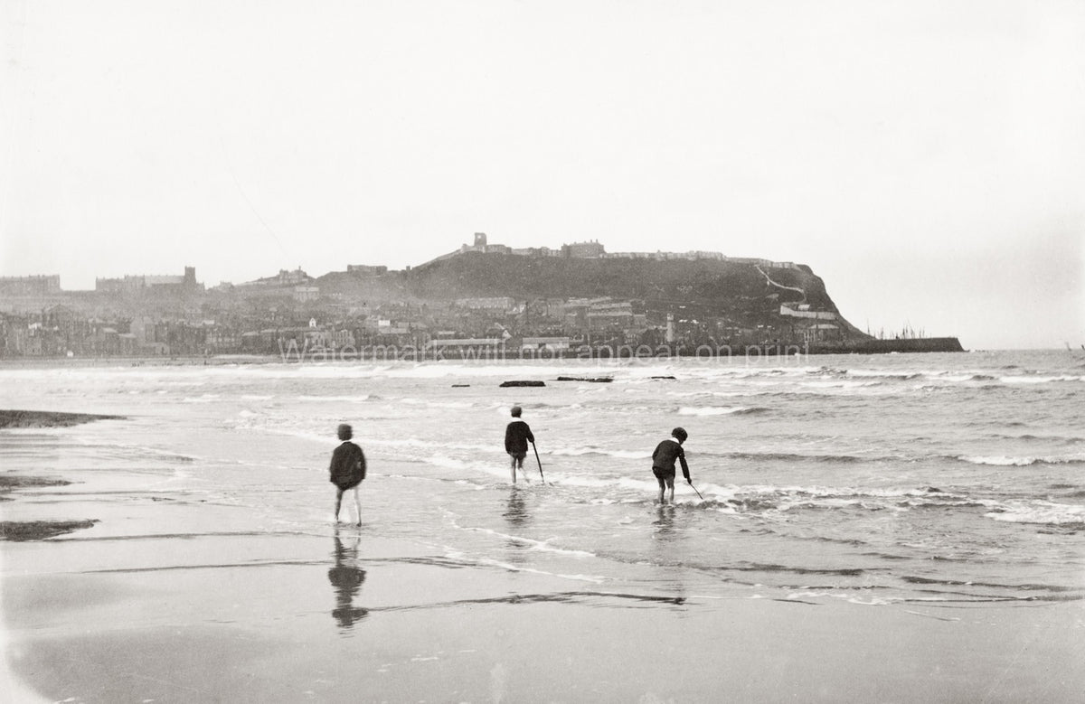 Children Playing Scarborough Beach Yorkshire Coastline Castle Vtg. Photo 19thC.