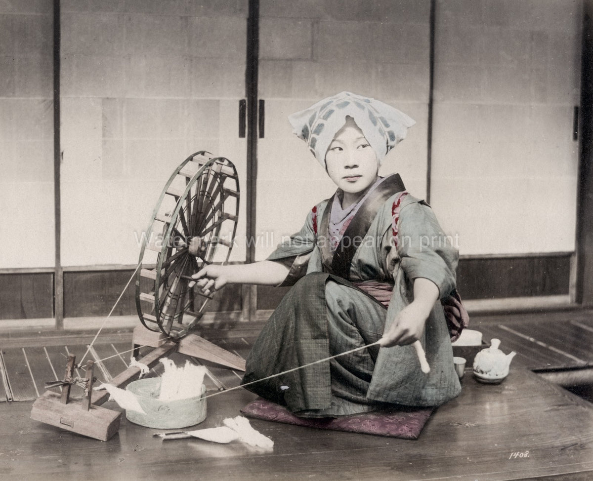 Japanese Woman Spinning Thread Kimono Artisan Textile Craft Vtg. Photo 19thC.