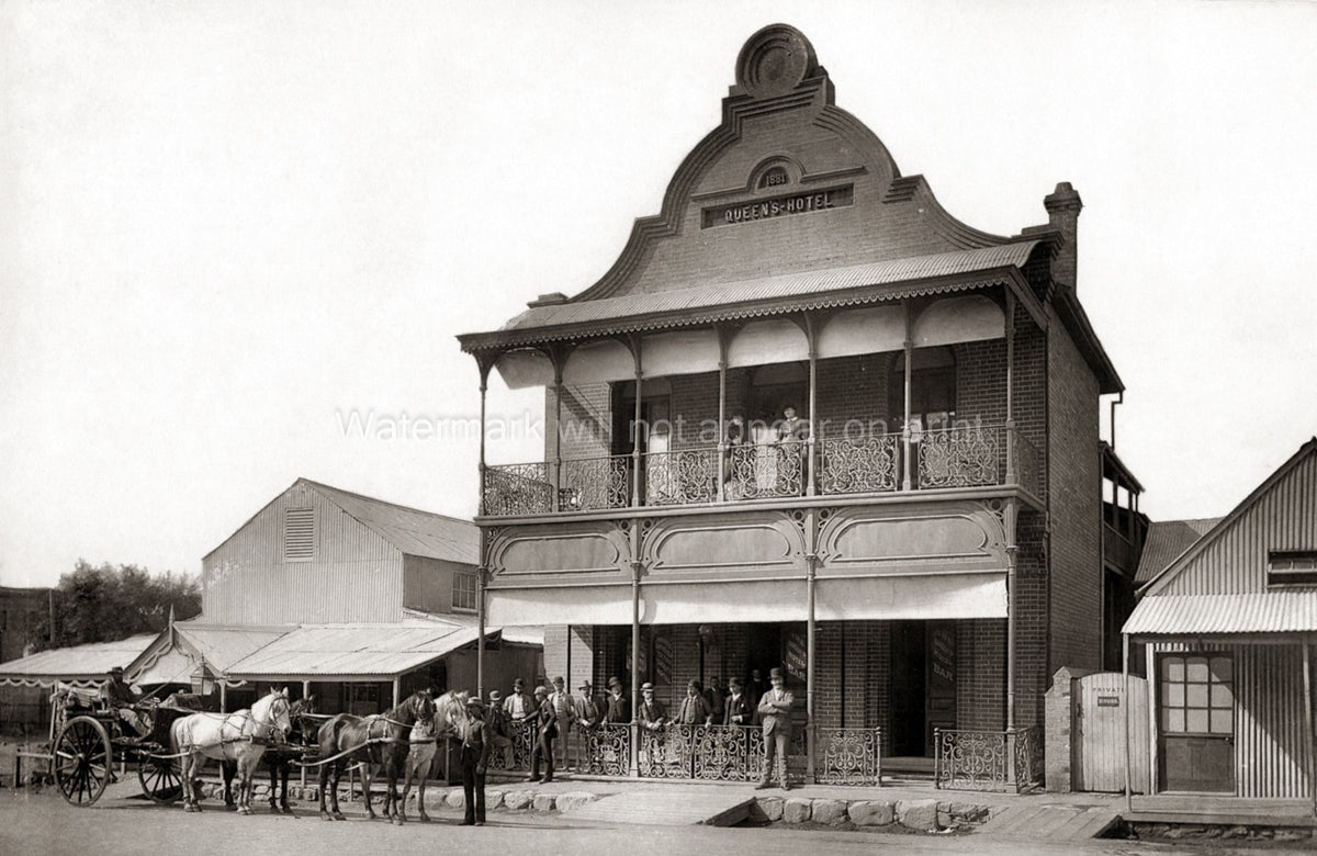 Queens Hotel Kimberley South Africa Architecture Men Carriage Vtg. Photo 19thC.