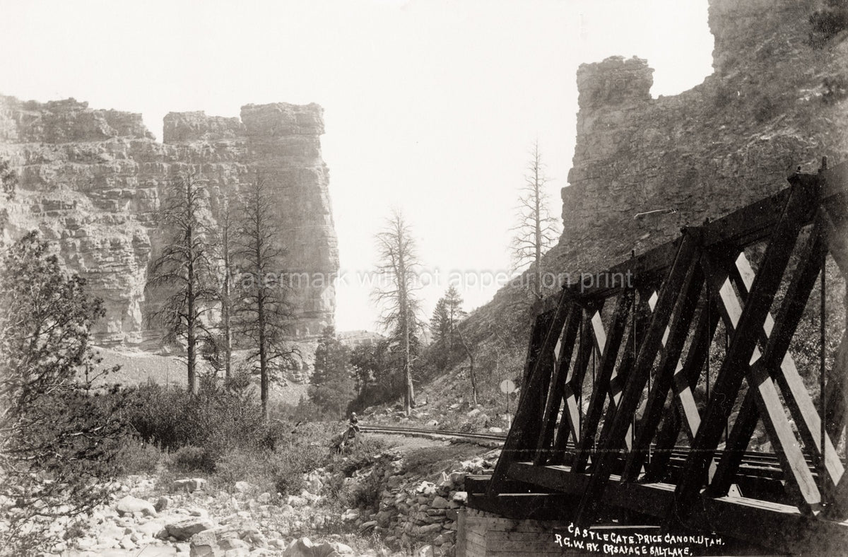 Castle Gate Price Canyon Utah Railroad Trestle Bridge Rocks Vtg. Photo 19thC.