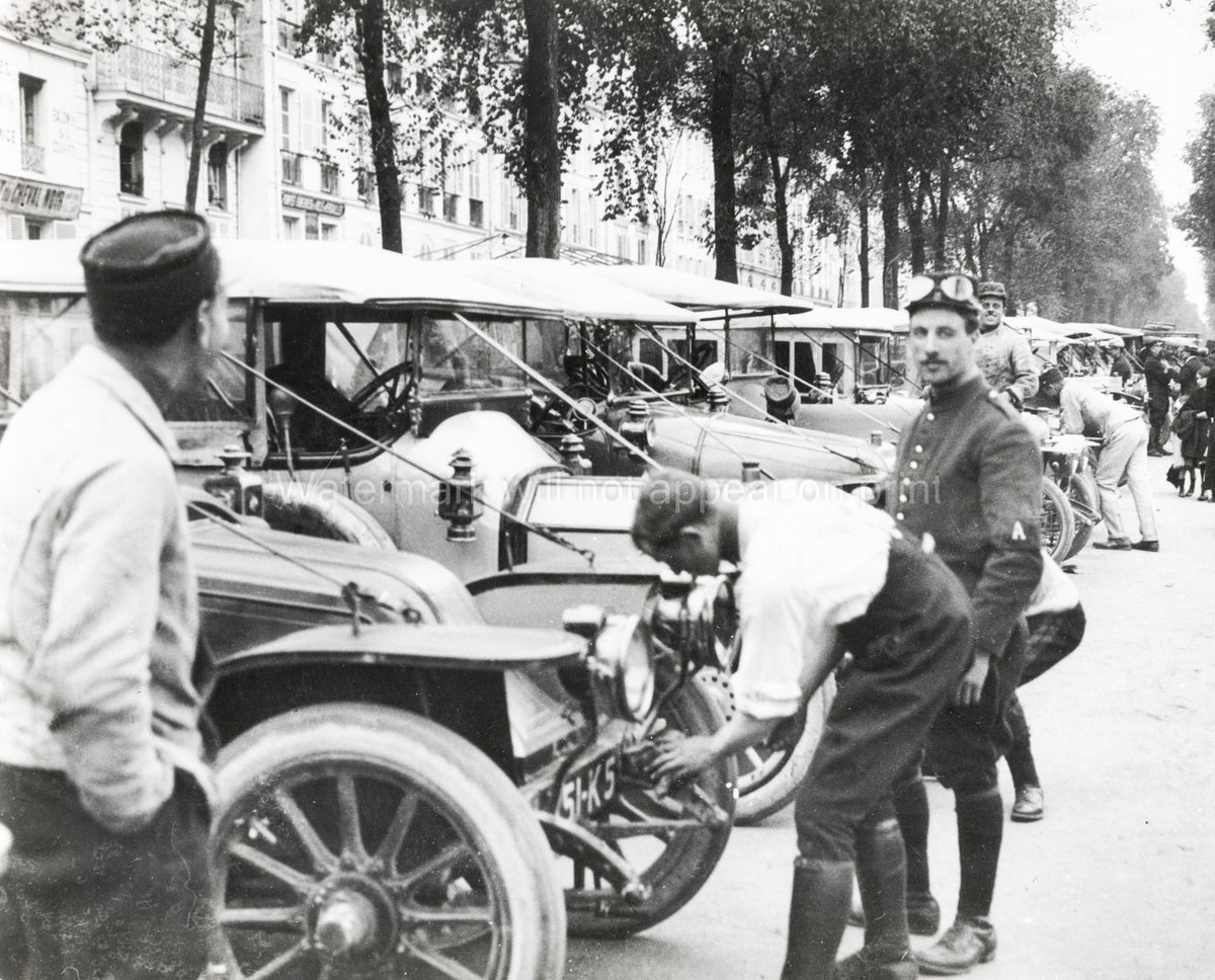 WW1 French Mechanics Tune Military Cars Soldiers Street Vtg. Photo