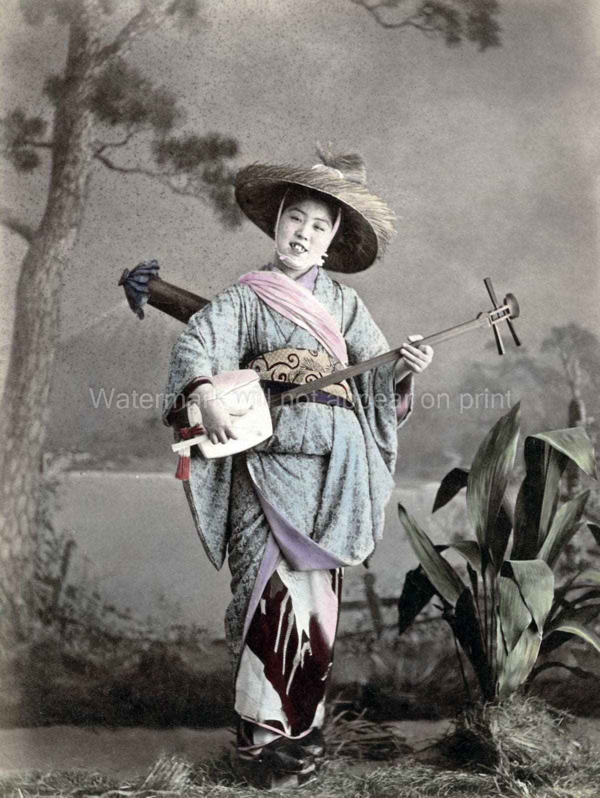 Japan Smiling Street Singer Woman Kimono Musician Shamisen Vtg. Photo 19thC.