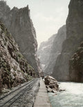 Colorado Royal Gorge Railroad Arkansas River Canyon Cliffs Vtg. Photo 19thC.