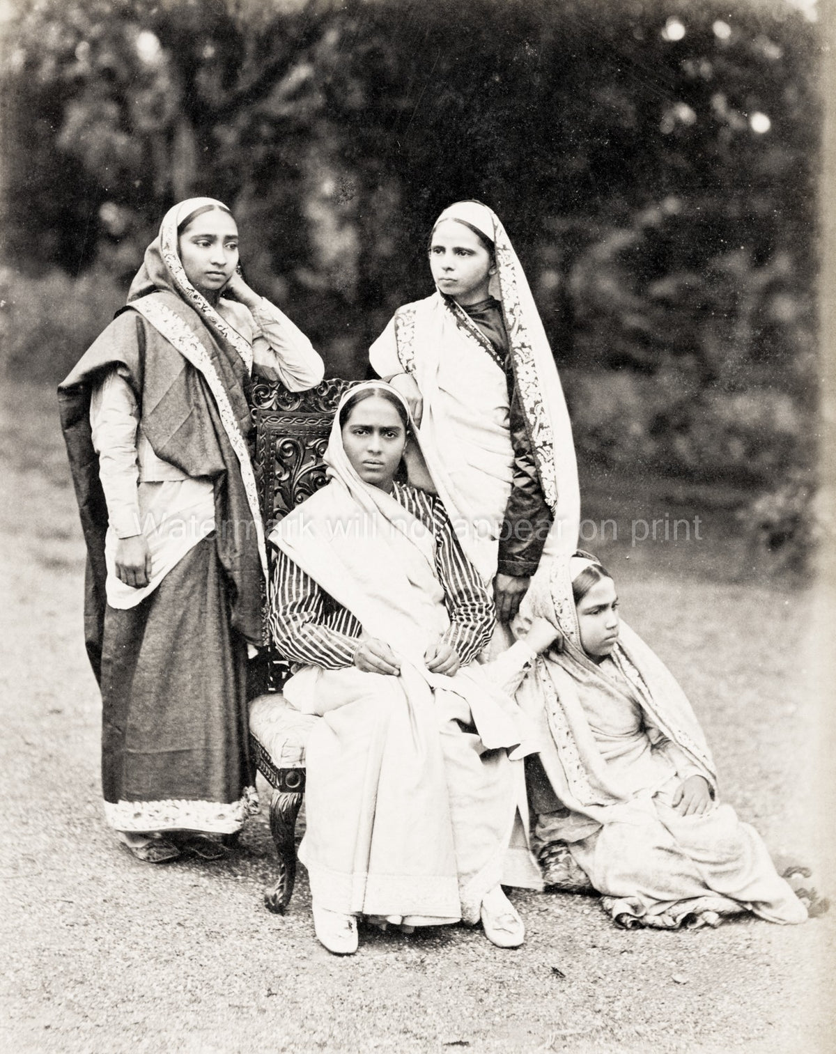 India Group Women Traditional Sari Dress Studio Portrait Vtg. Photo 19thC.
