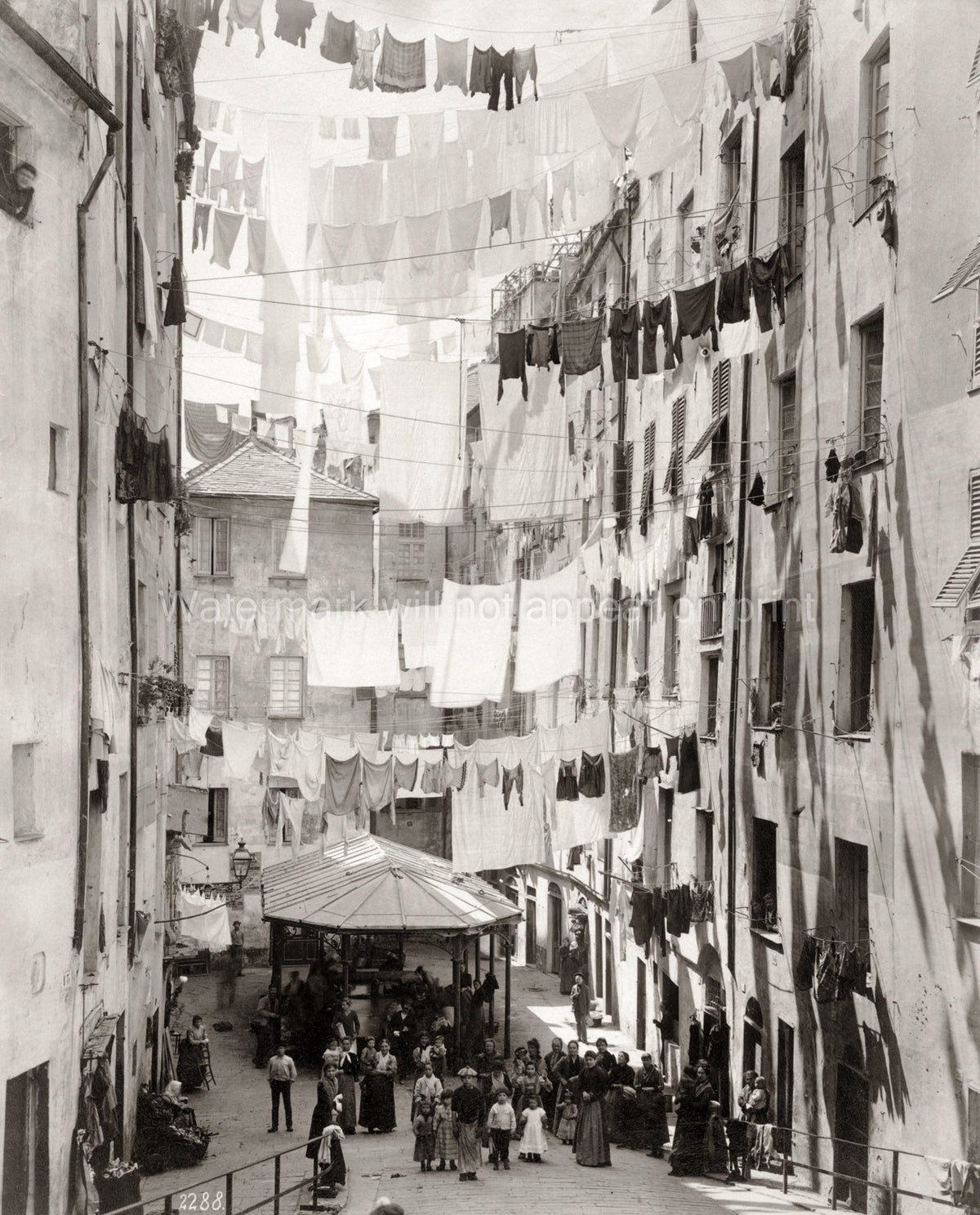 Truogodi Di S. Brigida Genoa Italy Laundry Clotheslines People Vtg. Photo 19thC.