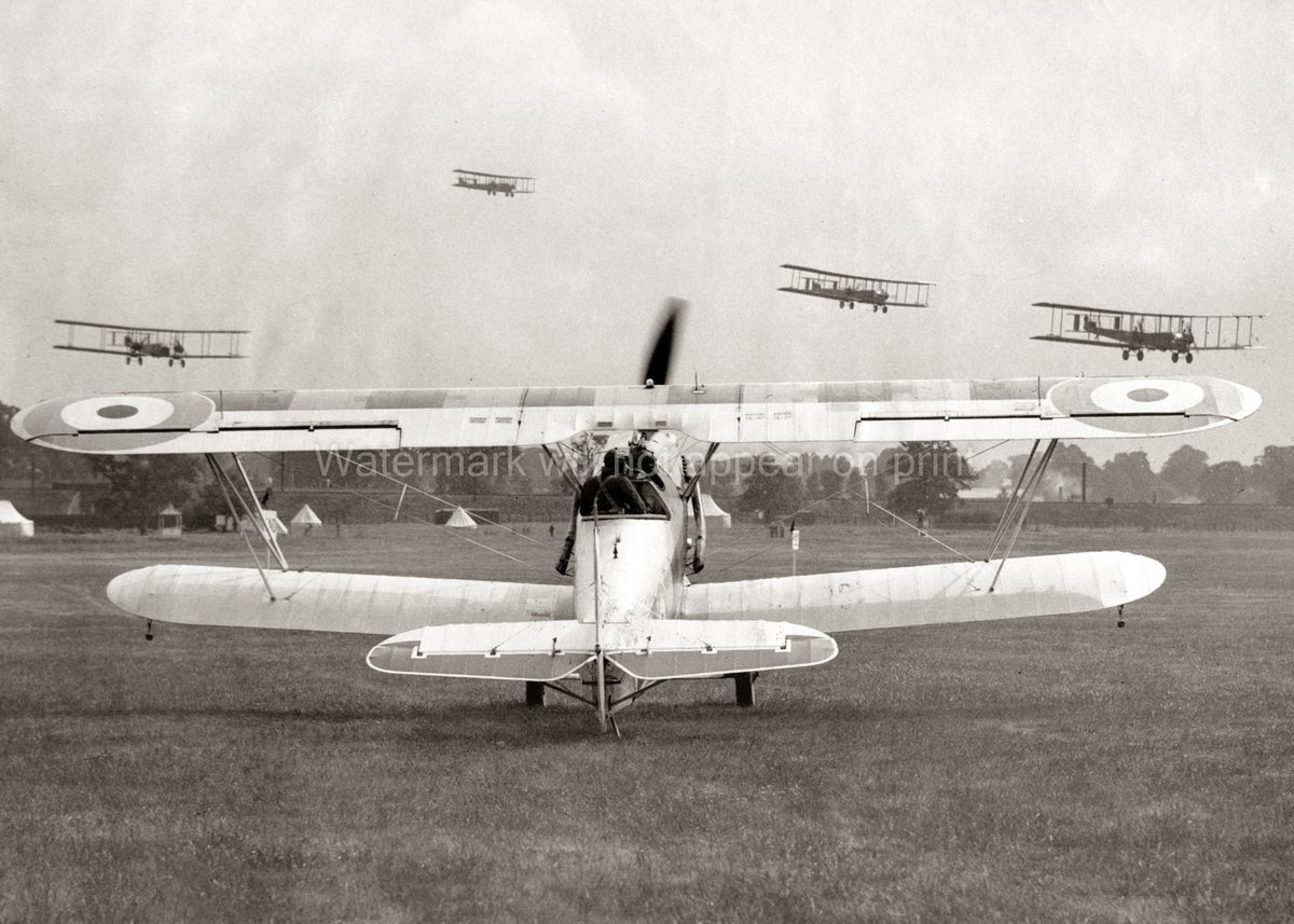 Hendon RAF Air Display Aircraft Gathering Biplanes Formation Vtg. Photo 20thC.