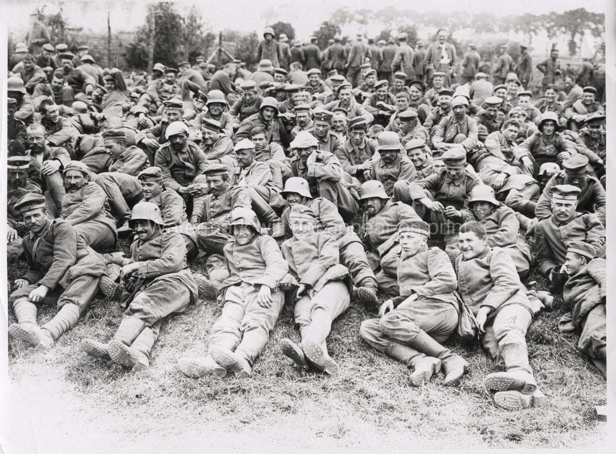 France German Prisoners WW1 World War Soldiers Army Crowd Vtg. Photo
