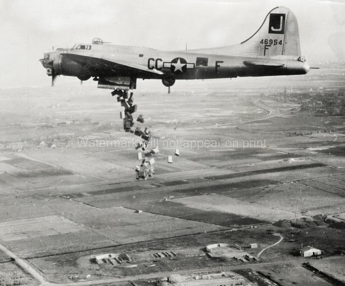World War II B-17 Flying Fortress Food Drop Mission Europe Vtg. Photo WW2