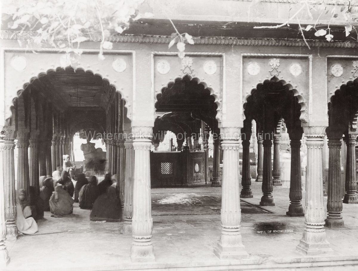 Knowledge Benares Varanasi India Hindu Temple Pillars Vtg. Photo 19thC.