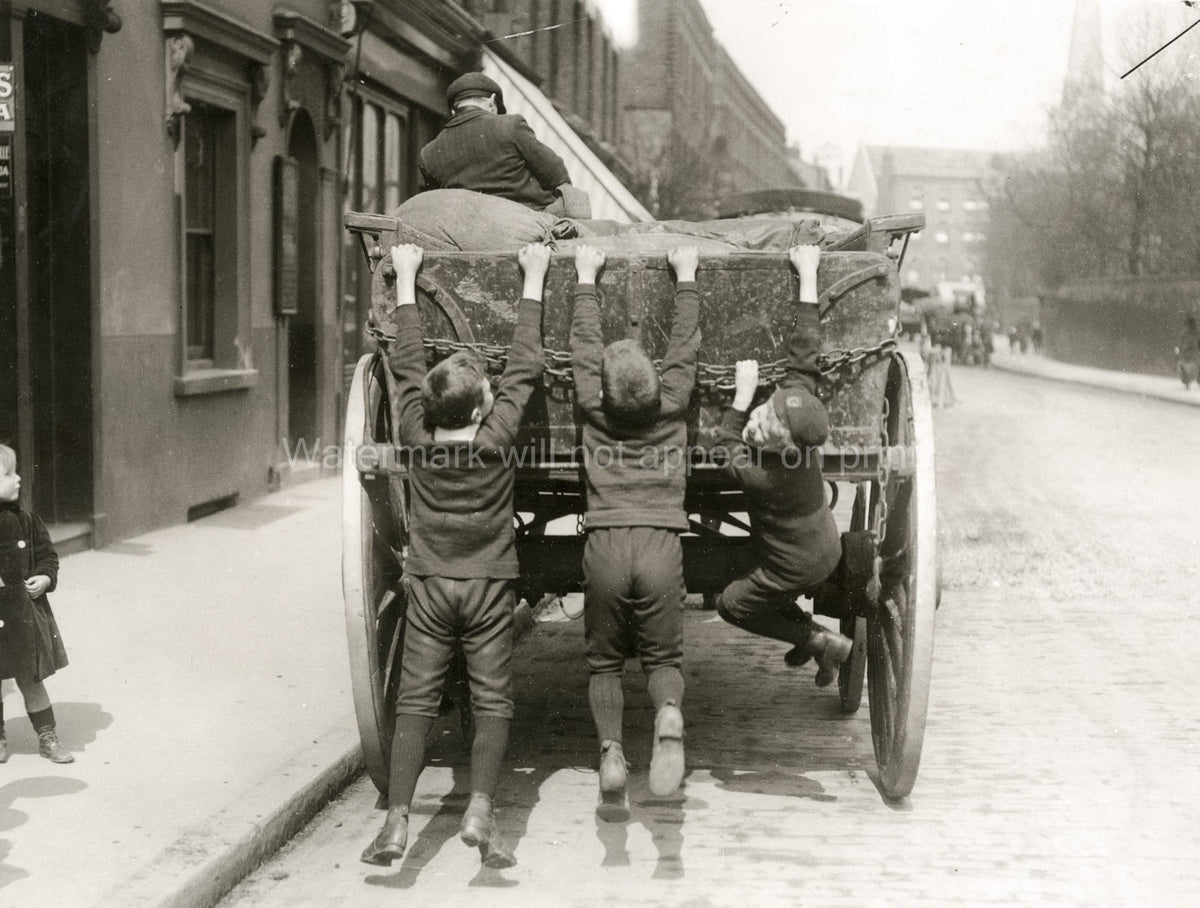 London Working Class Children Playing Horse Cart Street Scene Vtg. Photo 20thC.