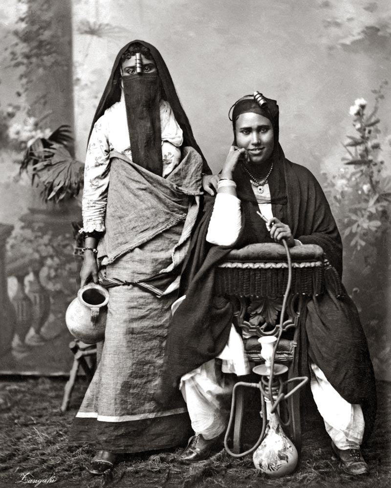 Egypt Women Hookah Shisha Veil Pottery Traditional Attire Vtg. Photo Late 19thC.