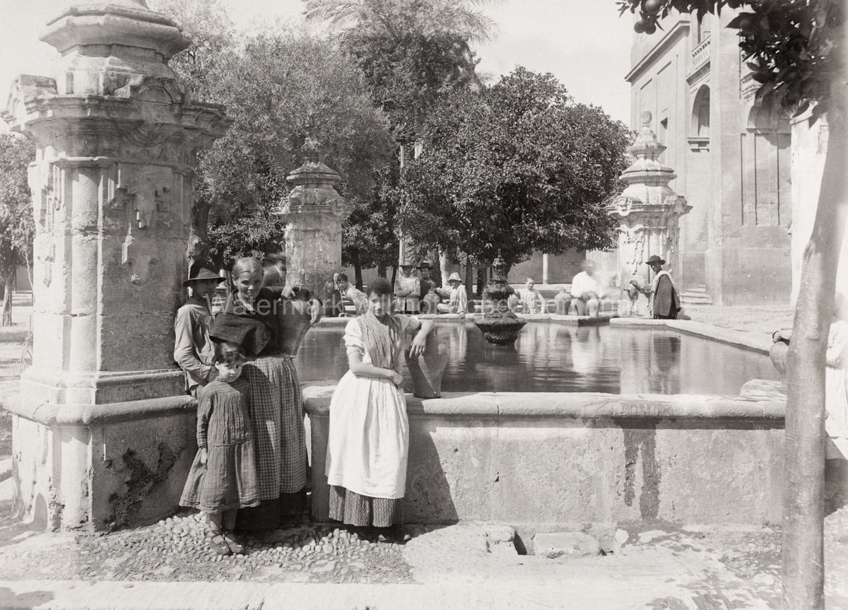 Cordoba Spain Public Fountain People Water Jars Courtyard Vtg. Photo 19thC.
