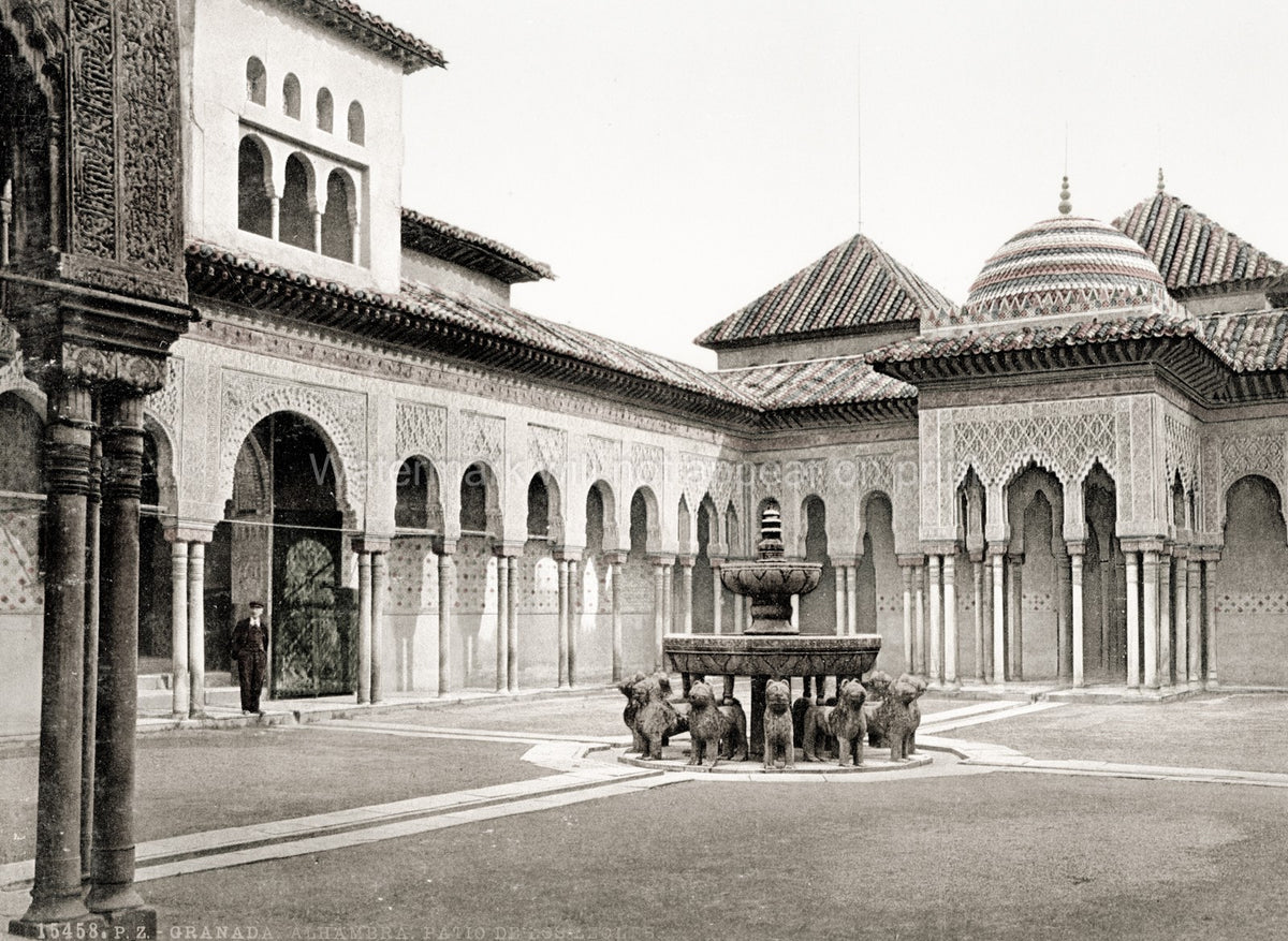 Granada Alhambra Palace Patio Lions Moorish Fountain Vtg. Photo 20thC.