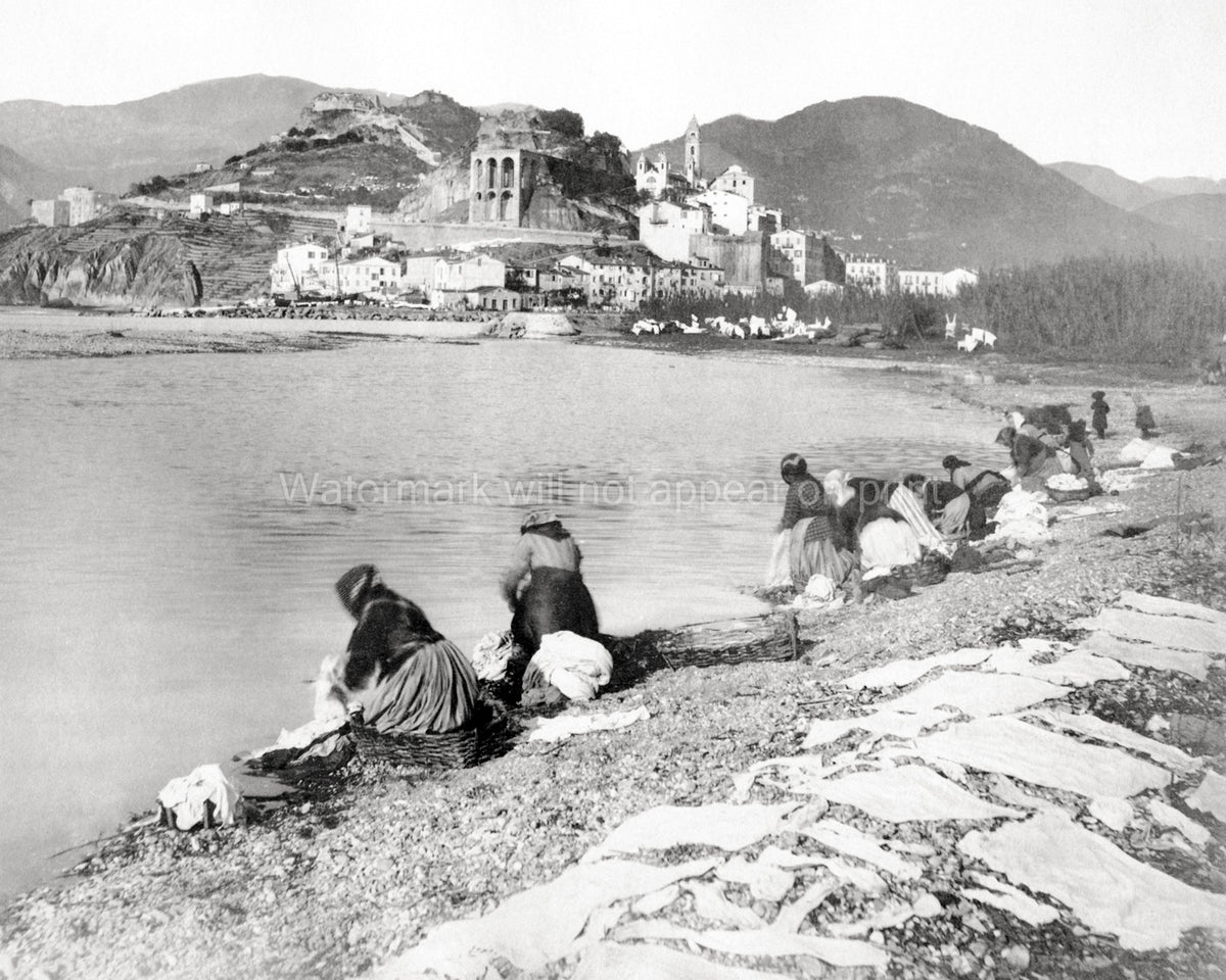 Ventimiglia Italy Washerwomen Washing Clothes Roya River Vtg. Photo 19thC.