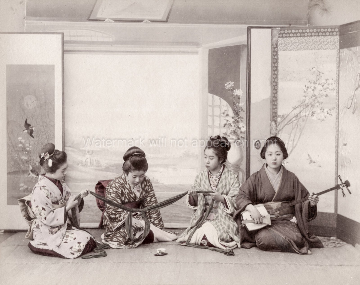 Japanese Women Kimono Playing Game Shamisen Musician Interior Vtg. Photo 19thC.