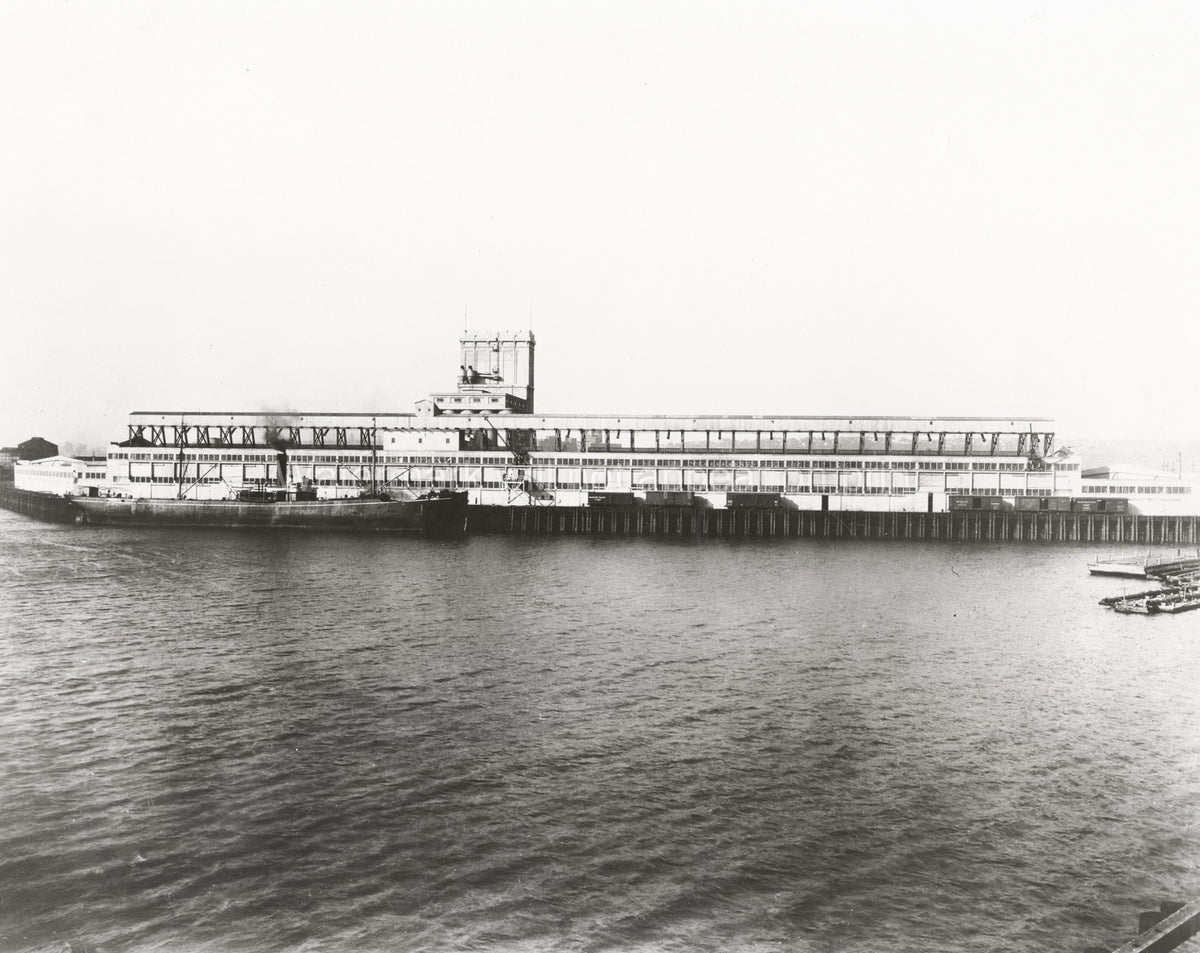 Seattle Hanford Street Terminal Pier Ship Dock Waterfront Vtg. Photo 20thC.
