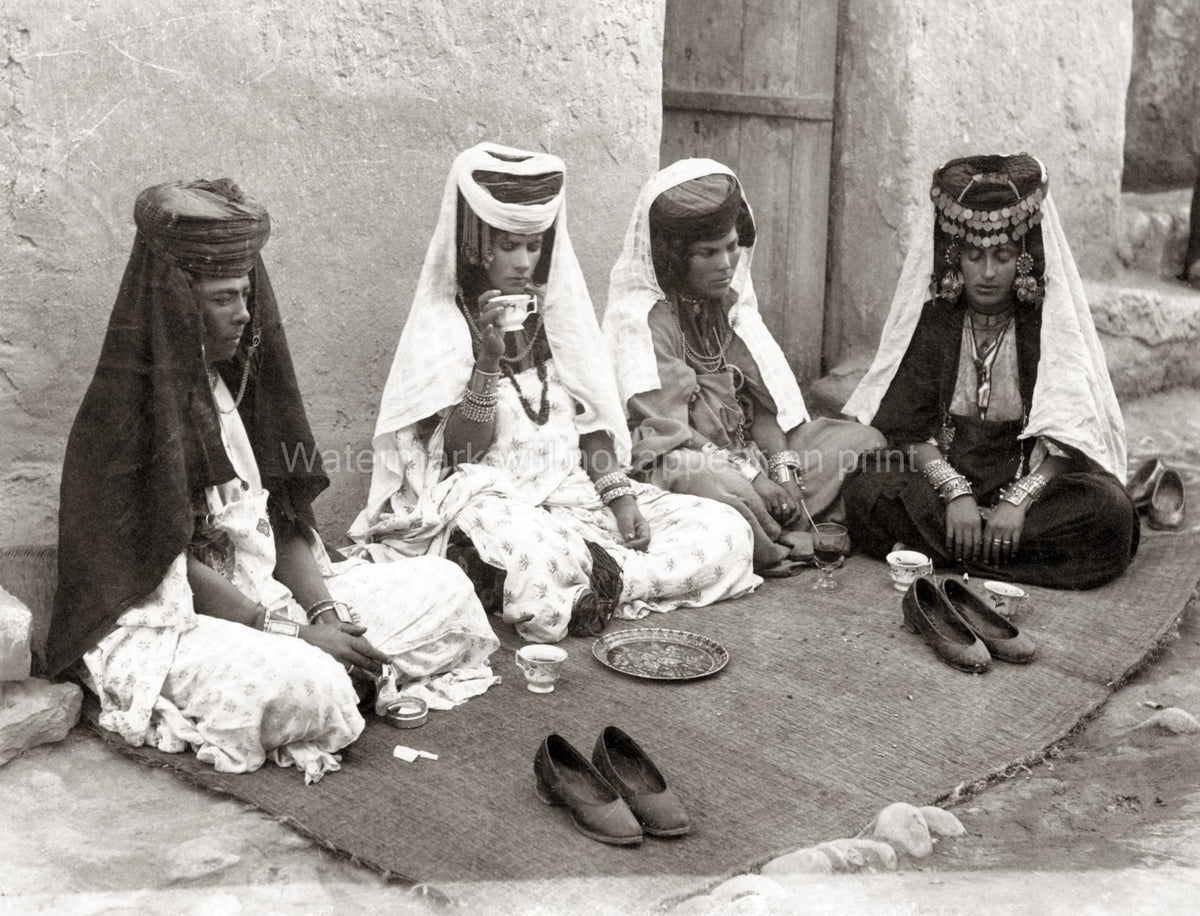 Ouled Nail Women Algeria Traditional Dress Headdress Jewelry Vtg. Photo 19thC.