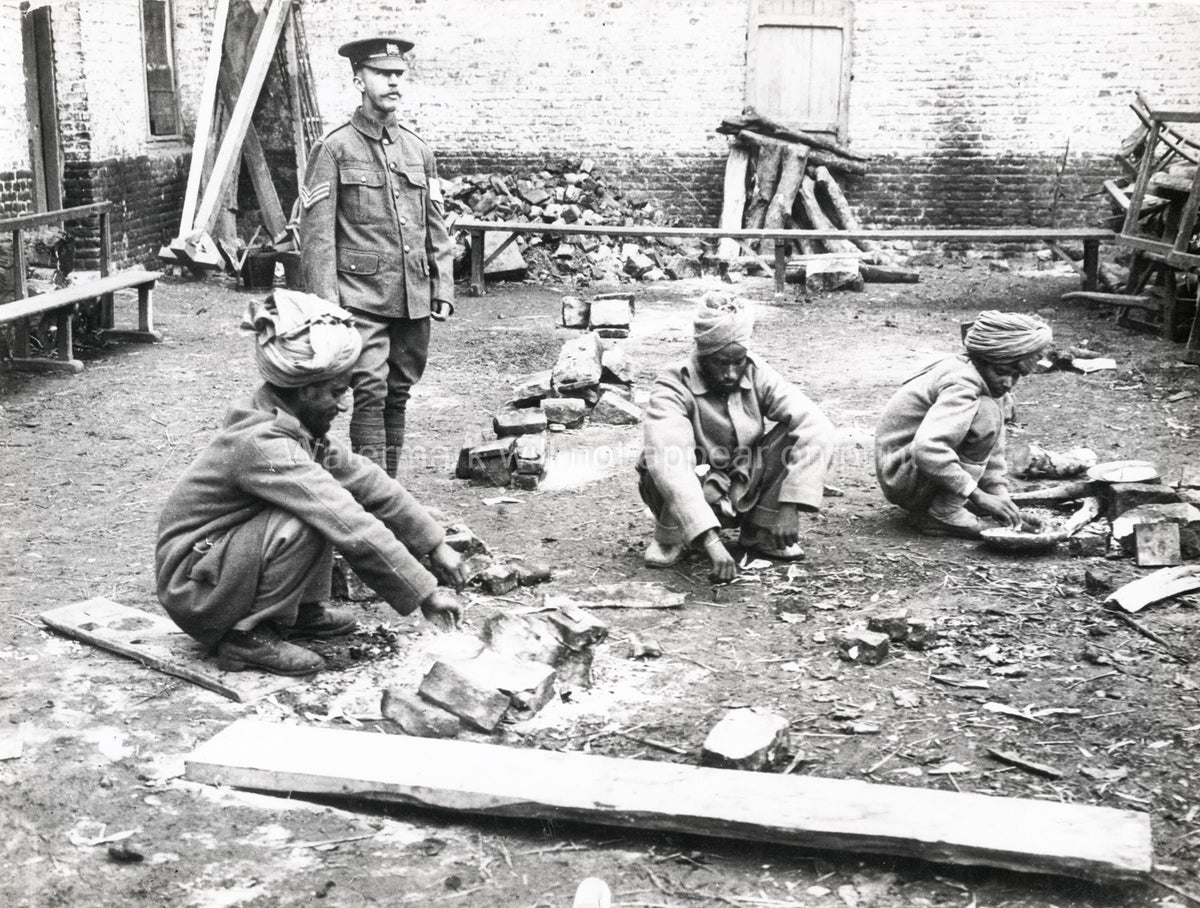 World War Indian Soldiers Preparing Food British Officer Camp Vtg. Photo WW1