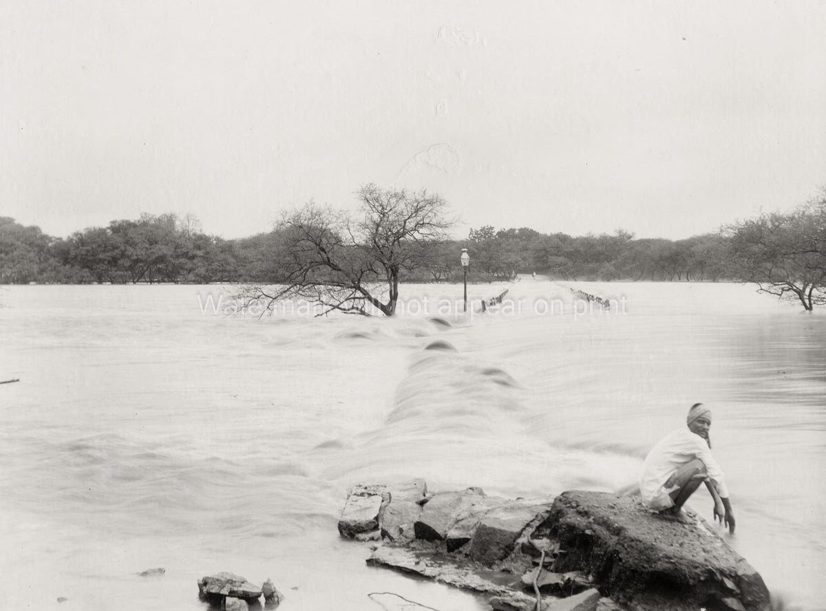 Mula-Mutha River Pune India Flooding Spate Man Landscape Vtg. Photo 19thC.