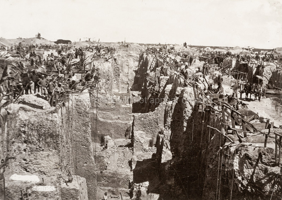 Kimberley South Africa Gold Mines Open-Pit Excavation Workers Vtg. Photo 19thC.