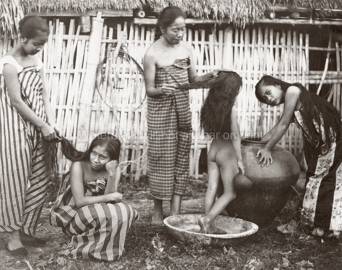 South East Asia Philippines Girls Women Hair Washing Daily Vtg. Photo 19thC.