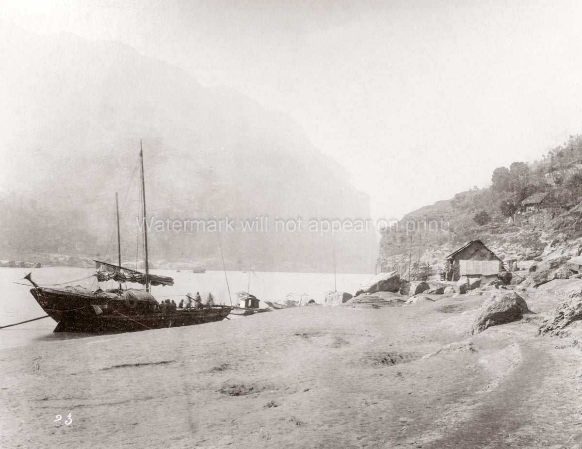 China Yangtze River Gorge Boats Mountains Scenery Riverbank Vtg. Photo 19thC.
