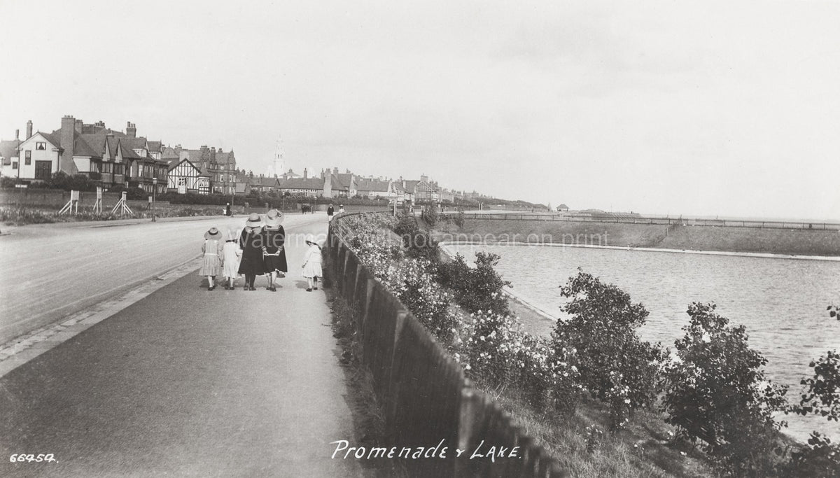 Fairhaven Lancashire Promenade Lake Seaside Town People Vtg. Photo 19thC.