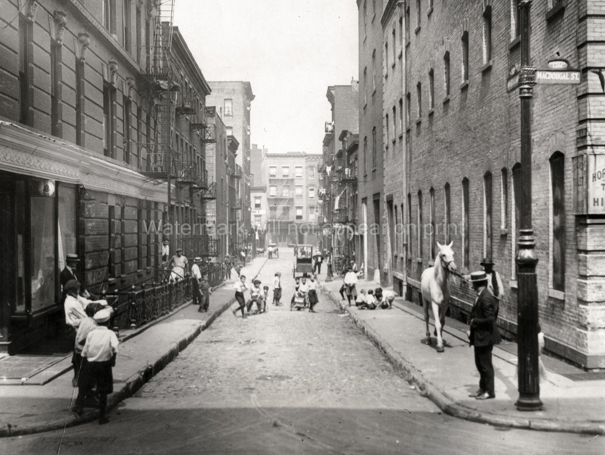 New York Minetta Lane Greenwich Village Street Scene Children Vtg. Photo 20thC.