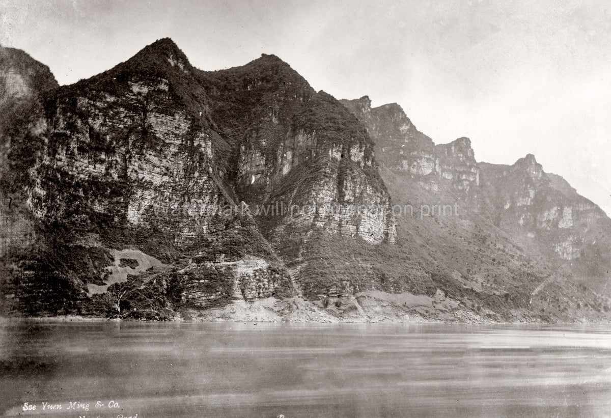 China Yangtze River 3 Gorges Mountains Cliffs Landscape Vtg. Photo 19thC.