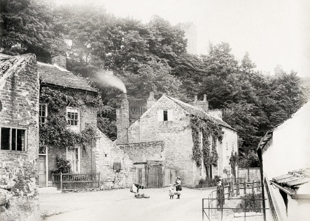 Knaresborough Yorkshire Cottages Castle Ruins Village Life Vtg. Photo 19thC.
