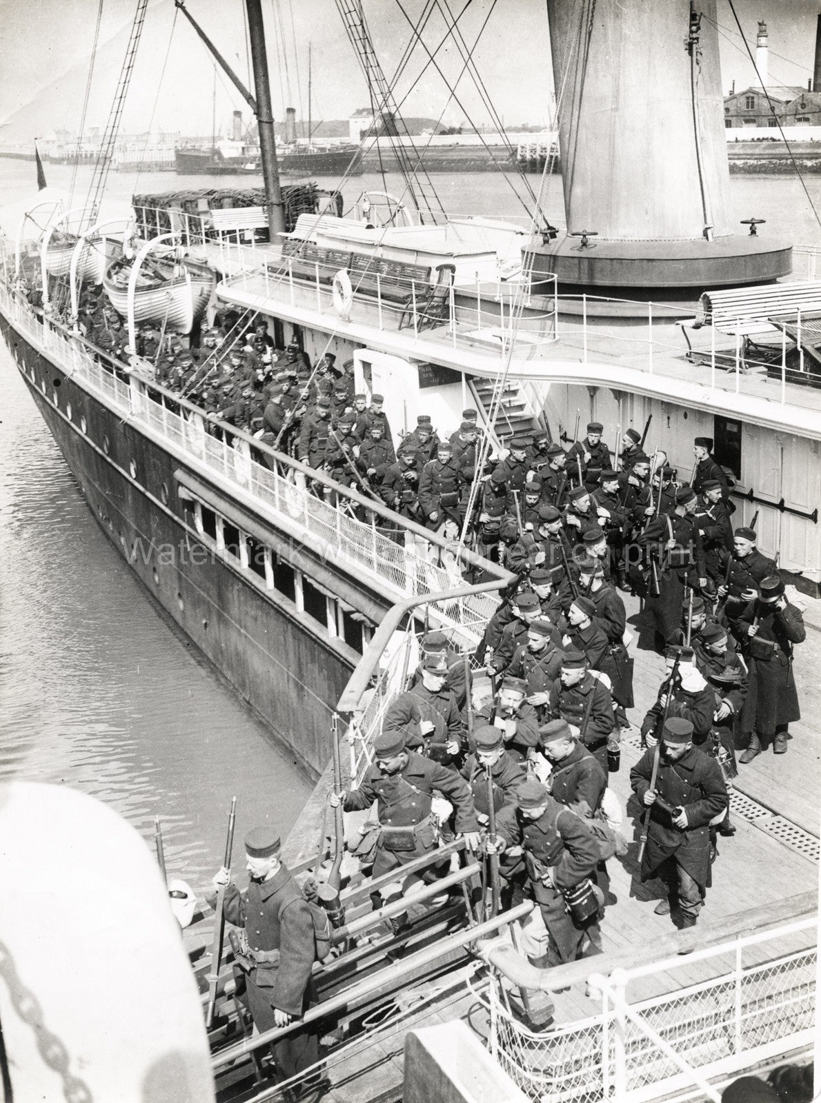 Ostend Belgian Soldiers Arriving Ship Troops Rifles WW1 Vtg. Photo